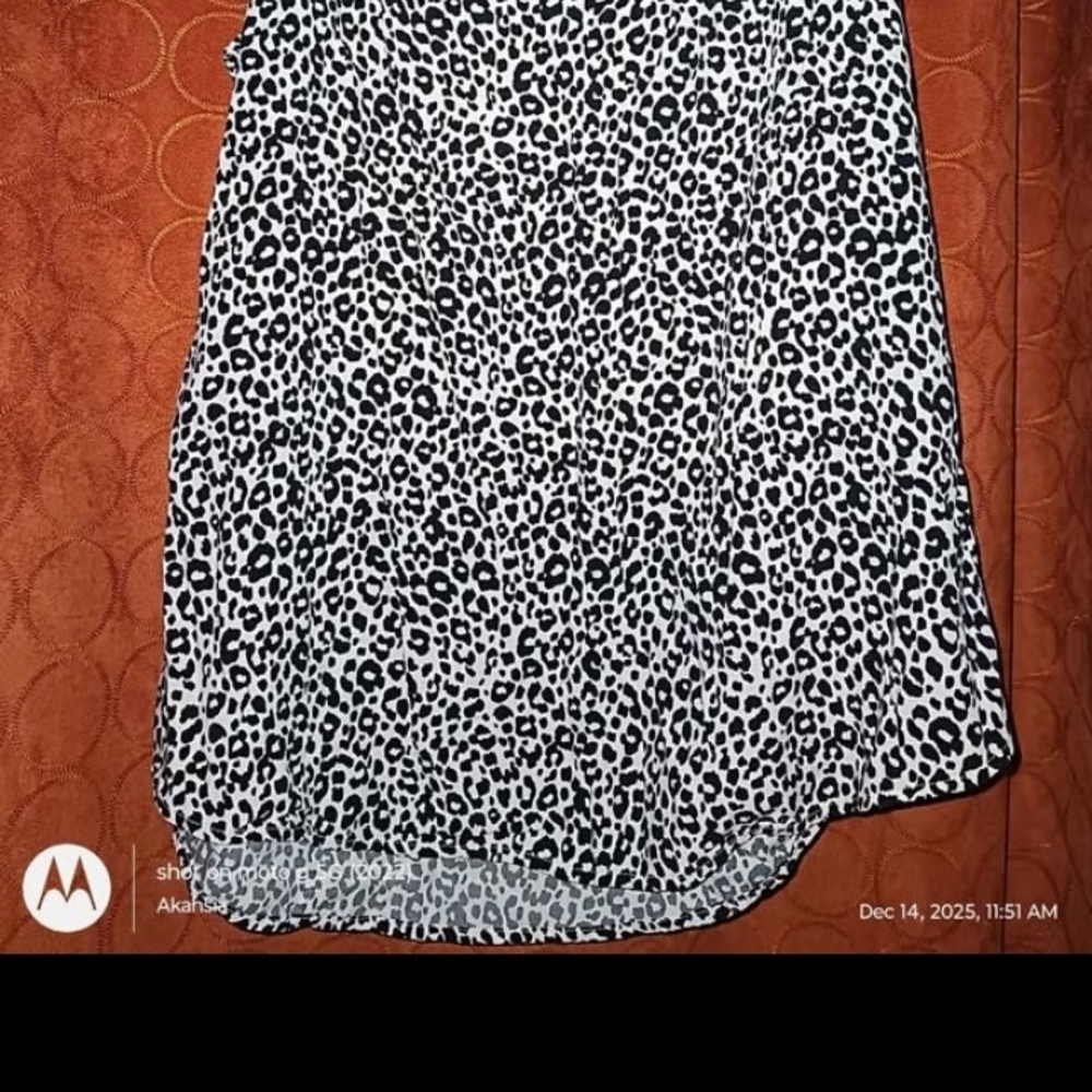 Old Navy Black and White Leopard A-Line Skirt